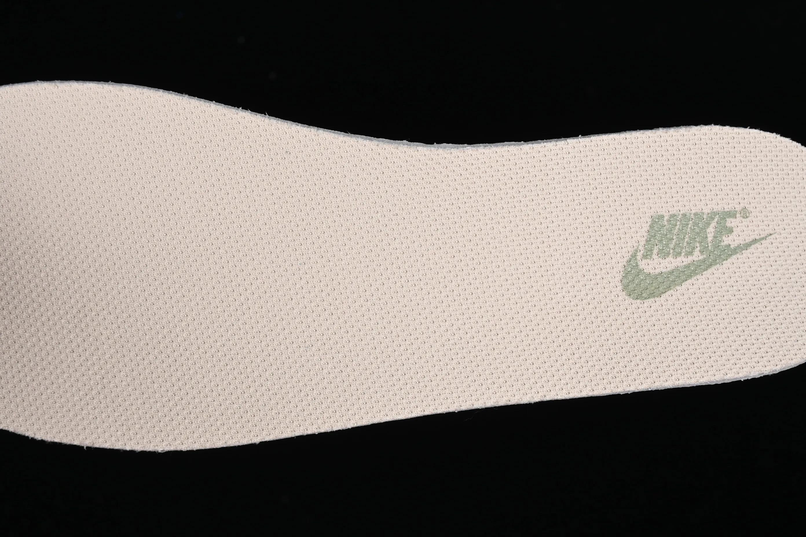 All categories Nk SB Dunk series Nk SB Dunk Low low-top sneakers Nk Dunk Low "Pale Ivory" dark and light ivory color matching SB low-top sports and leisure sneakers FQ6869-131
